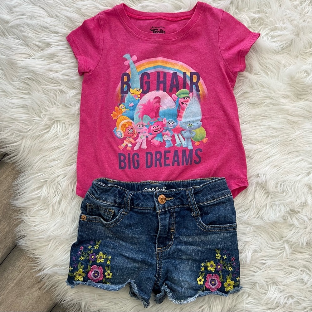 XS 4/5 Trolls Pink Tee and Floral Denim Shorts Outfit